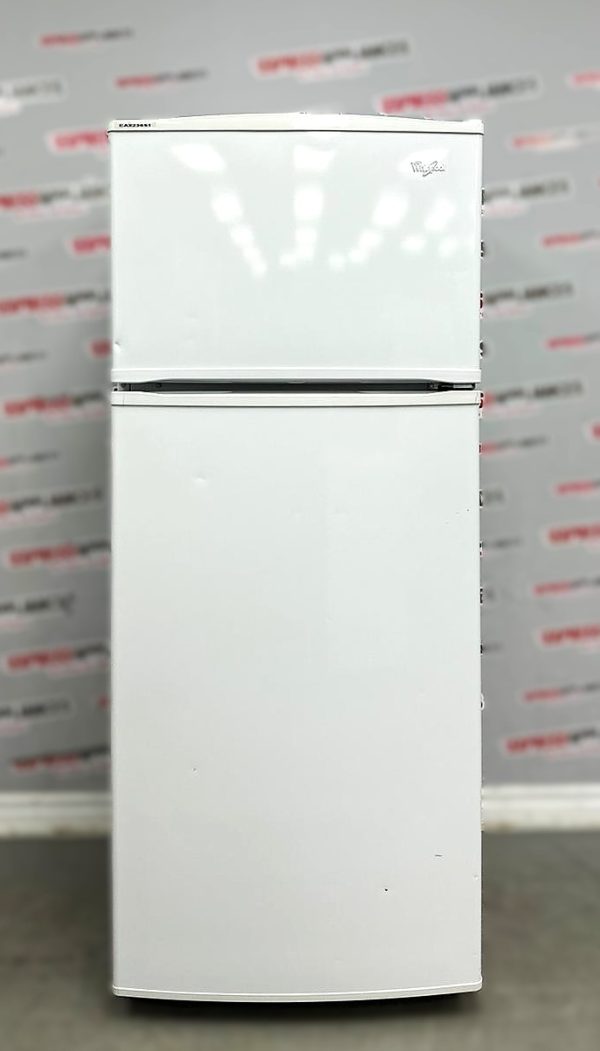 Used Whirlpool 28” Counter Depth Top Freezer Refrigerator W8RXCGFXQ02 For Sale