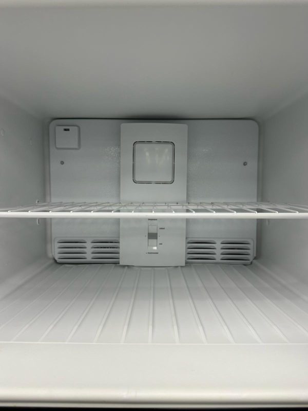 Used Frigidaire 28” Top Freezer Refrigerator FFHT1621QS4 For Sale