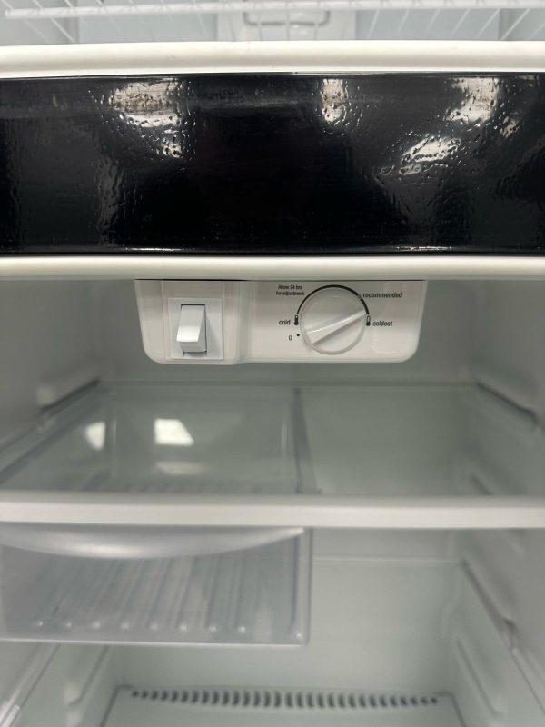 Used Frigidaire 28” Top Freezer Refrigerator FFHT1621QS4 For Sale