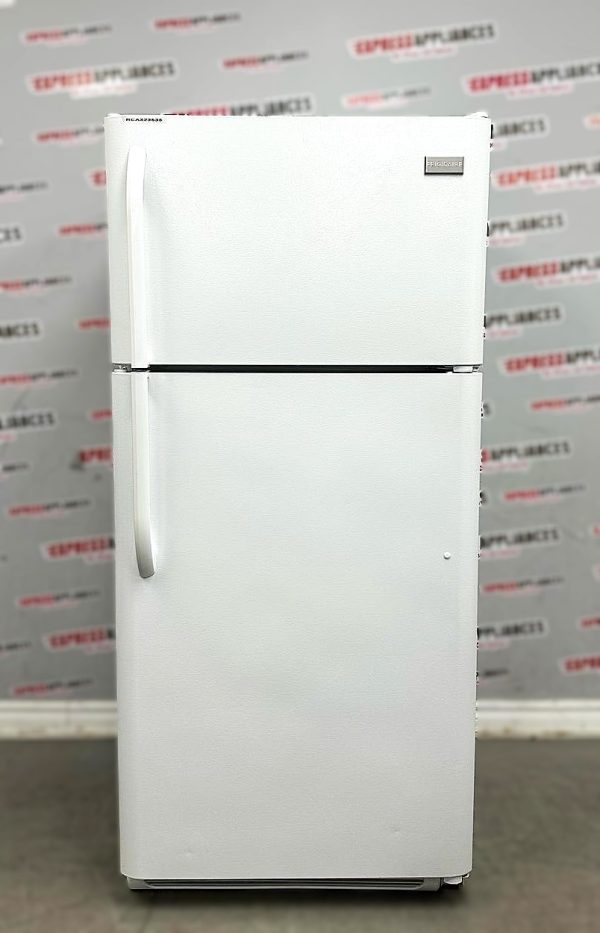 Used Frigidaire 30” Top Freezer Refrigerator FFTR1821QW3 For Sale