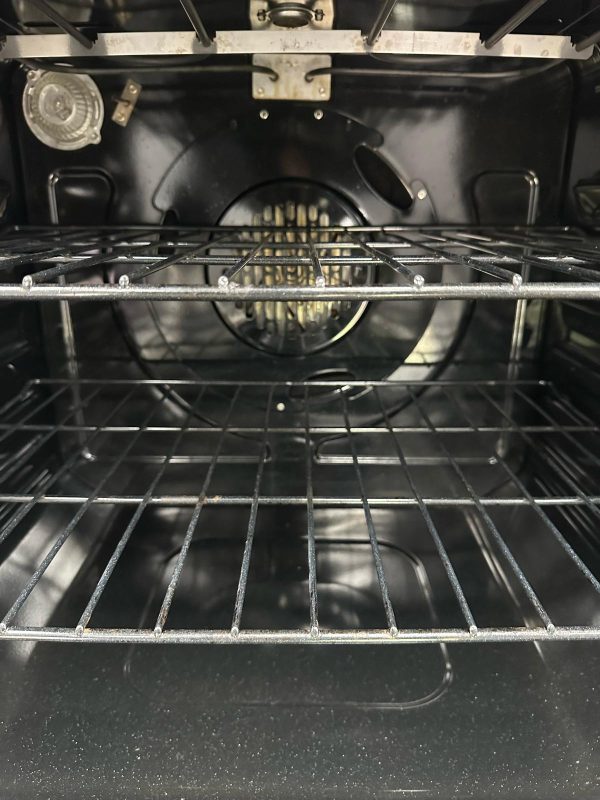 Used GE 30” Freestanding Glass Top Stove PCB980SF1SS For Sale