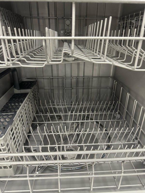 Used Samsung 24" Build-In Dishwasher DW80R2031US SKU: EA21696 For Sale