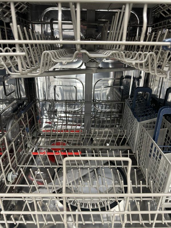 Used Samsung 24” Built-In Dishwasher DW80R5061UG SKU: REA21692 For Sale