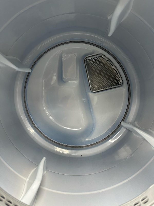 Used Whirlpool 27” Front Load Washer and Electric Dryer Stackable Set WFW72HEDW0 YWED72HEDW1 For Sale