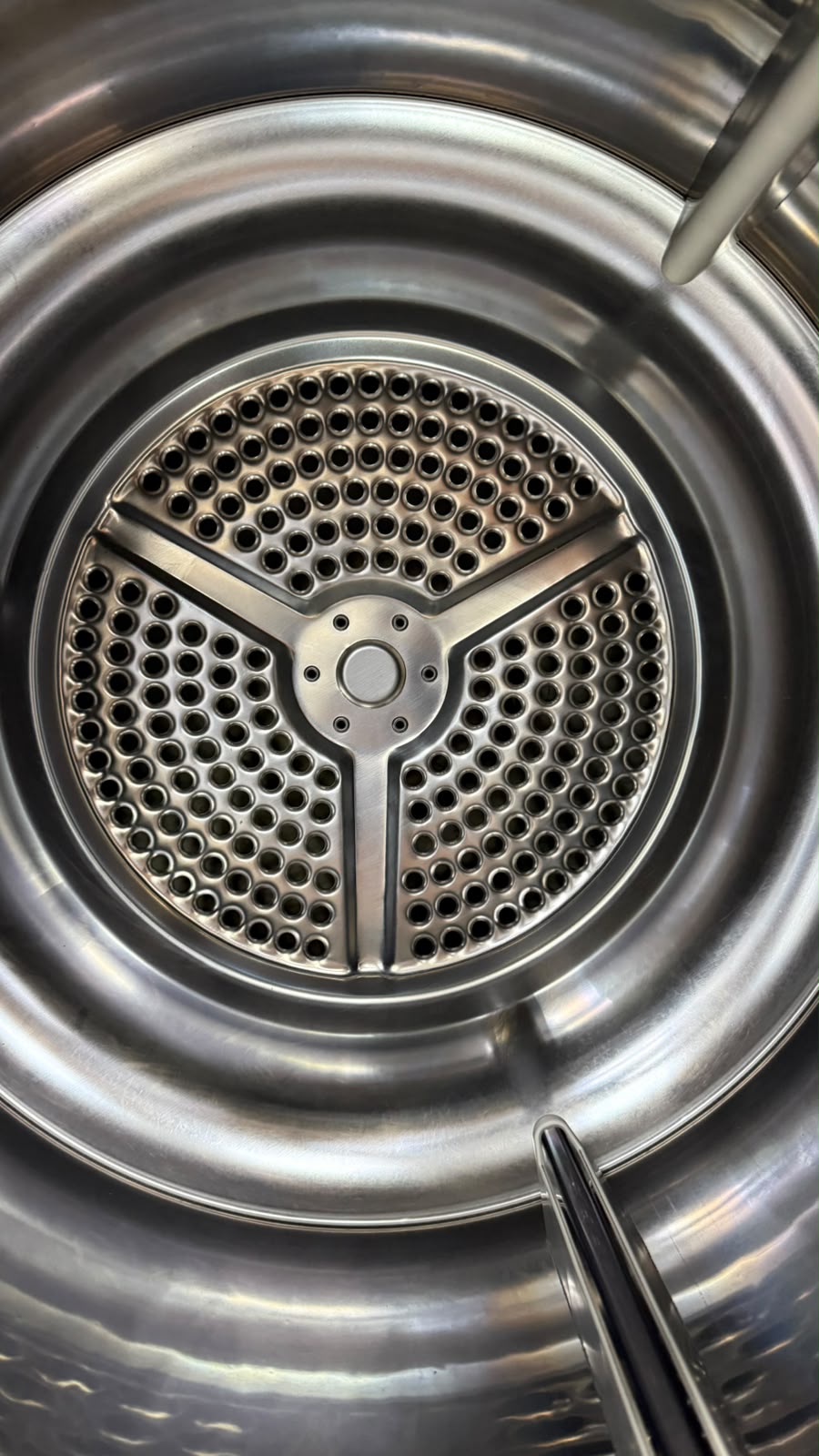 Used Whirlpool 24” Electric Stackable Dryer YWED7500VW For Sale Used Whirlpool 24” Electric Stackable Dryer YWED7500VW For Sale