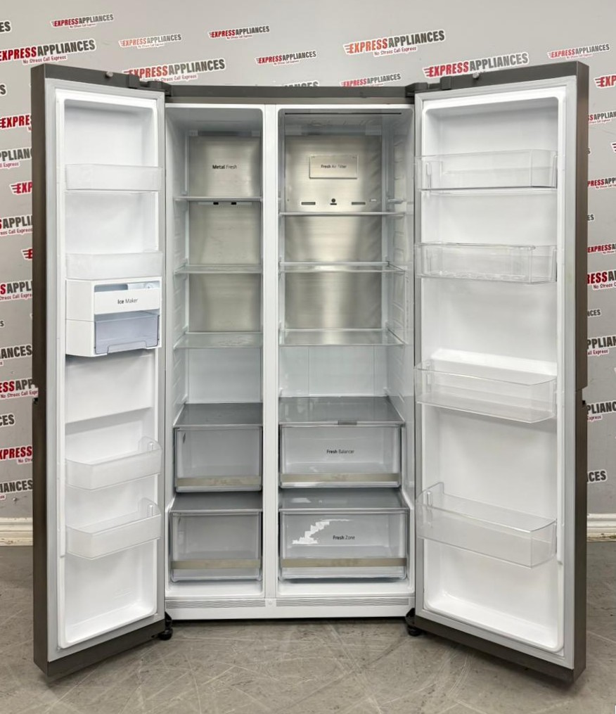 Open Box LG 36” Side-By-Side Fridge LS23C4000V/00 For Sale