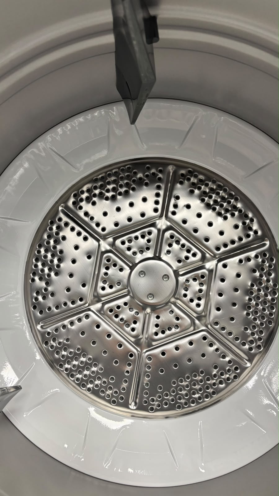 Open Box GE 27” Laundry Center Washer and Dryer GUV27ESMW0WW For Sale Open Box GE 27” Laundry Center Washer and Dryer GUV27ESMW0WW For Sale