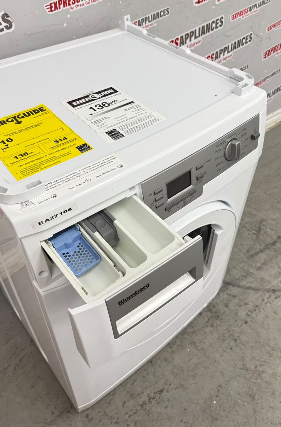 Used Blomberg 24" Front Load Washing Machine WM77110NBL01 For Sale Used Blomberg 24" Front Load Washing Machine WM77110NBL01 For Sale