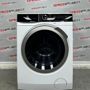 Open Box Electrolux 24” Front Load Washing Machine ELFW4222AW For Sale