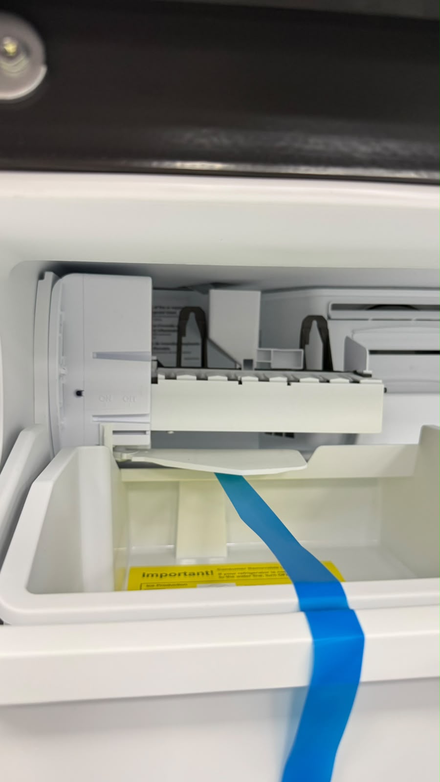 Open Box GE 33” Counter Depth French Door Refrigerator GWE19JYLHFFS For Sale Open Box GE 33” Counter Depth French Door Refrigerator GWE19JYLHFFS For Sale
