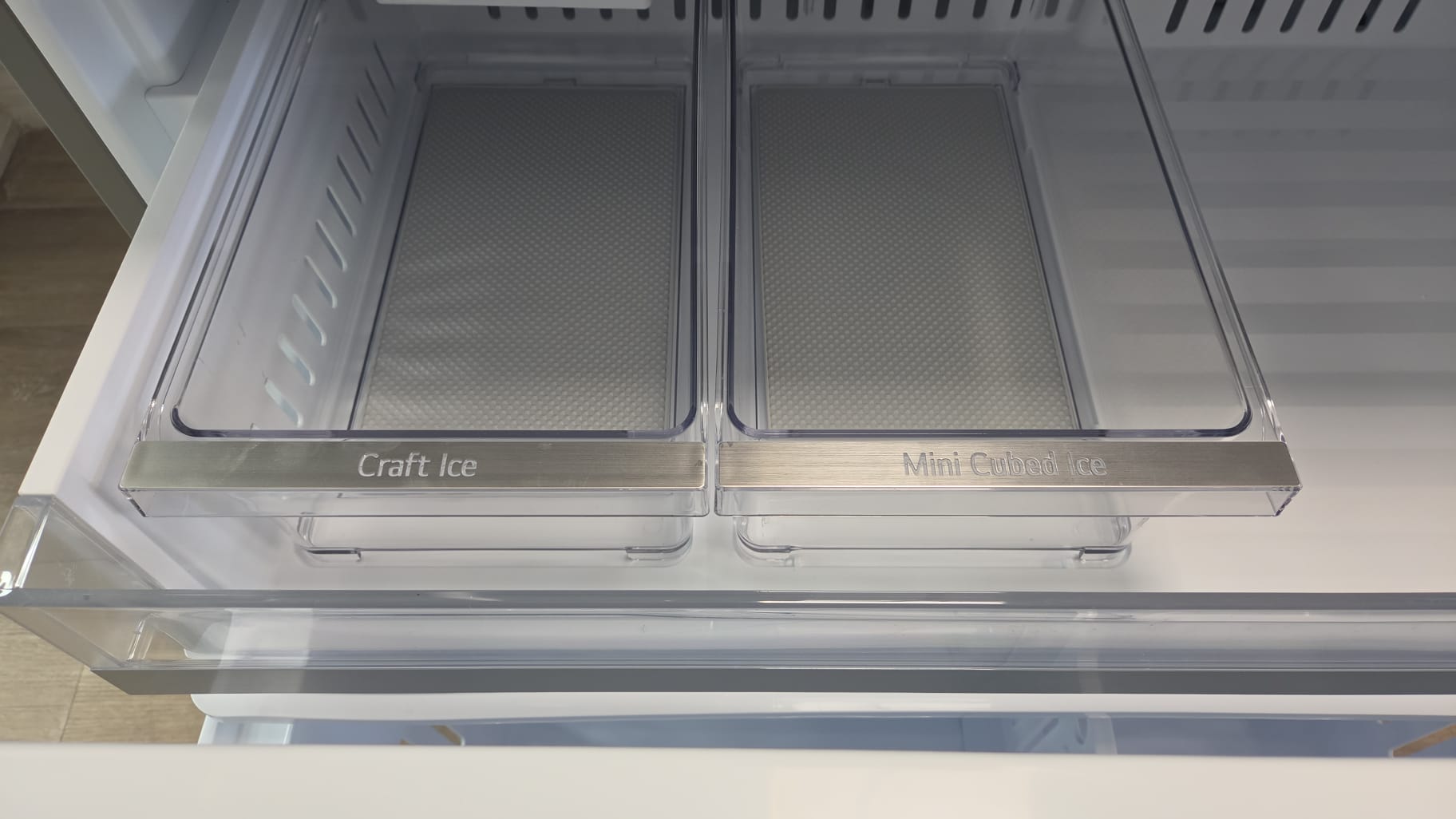 Open Box LG 36” French Door Refrigerator LF29S8330S/01 For Sale Open Box LG 36” French Door Refrigerator LF29S8330S/01 For Sale