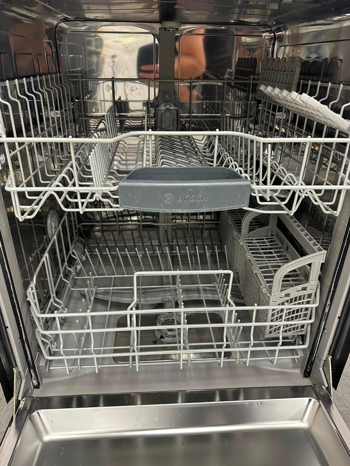 Used Bosch 24" Built-In Dishwasher SHE3ARF6UC/14 For Sale Used Bosch 24" Built-In Dishwasher SHE3ARF6UC/14 For Sale