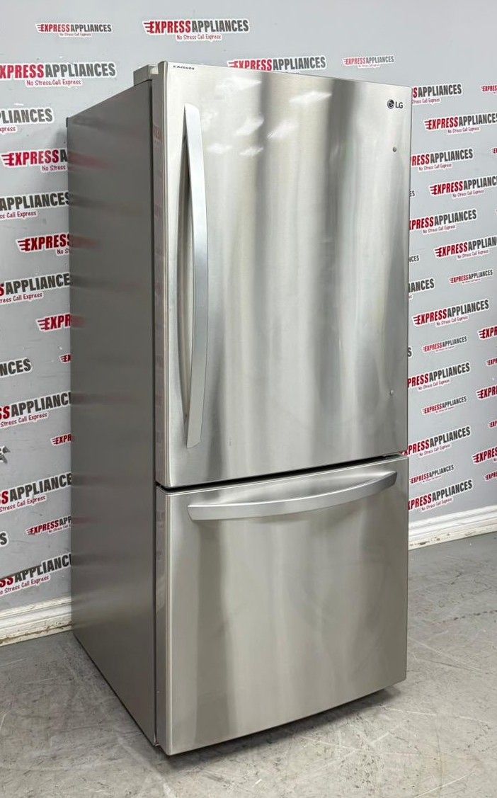 Used LG 30” Bottom Freezer Refrigerator LDNS22220S For Sale Used LG 30” Bottom Freezer Refrigerator LDNS22220S For Sale