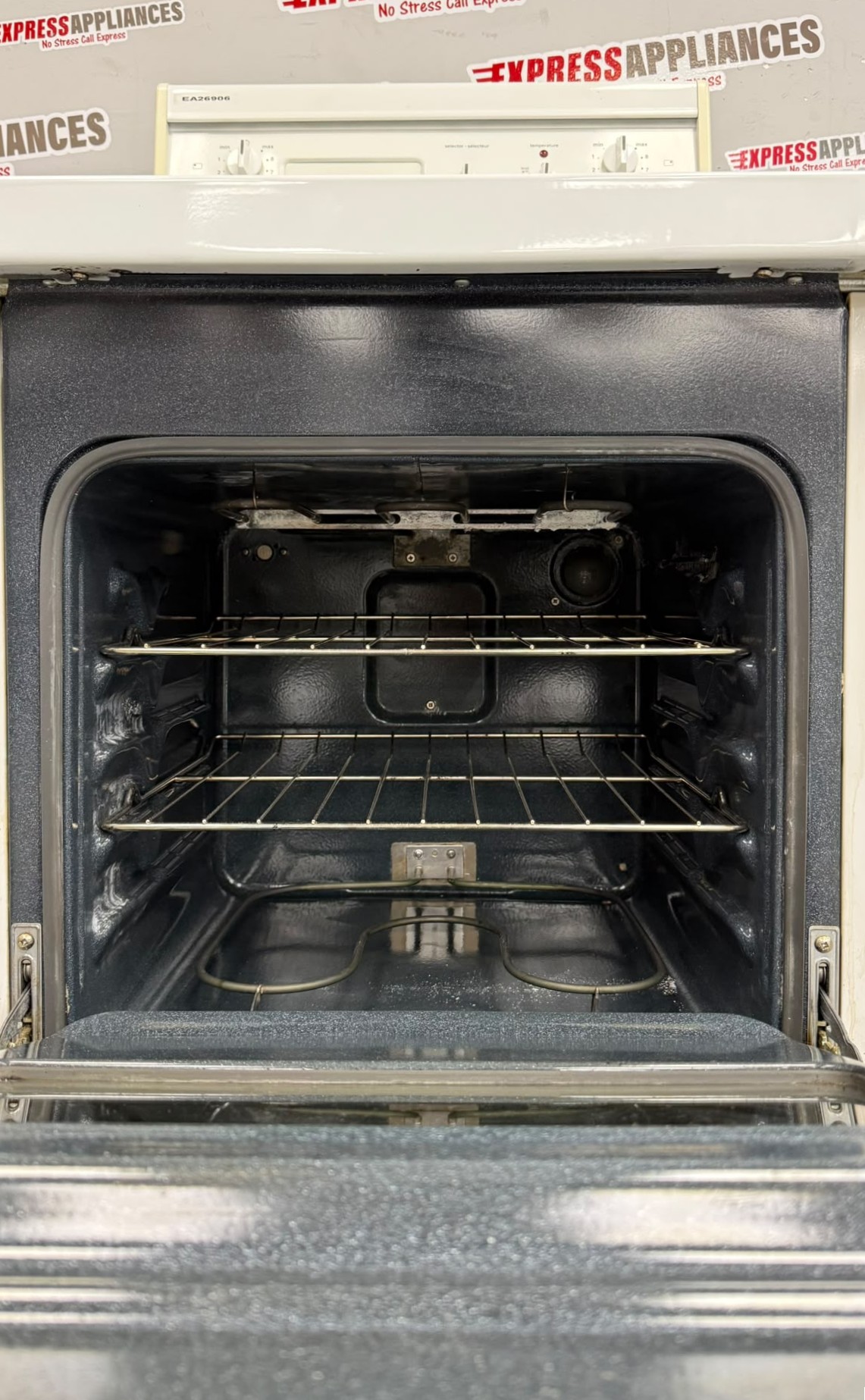Used McClary 24" Freestanding Coil Stove YRMF2150TM0 For Sale Used McClary 24" Freestanding Coil Stove YRMF2150TM0 For Sale