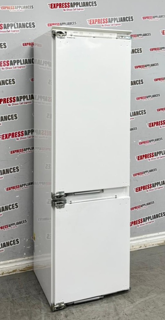 Used Miele 21” Bottom Freezer Panel Ready Refrigerator KFN9753ID For Sale Used Miele 21” Bottom Freezer Panel Ready Refrigerator KFN9753ID For Sale