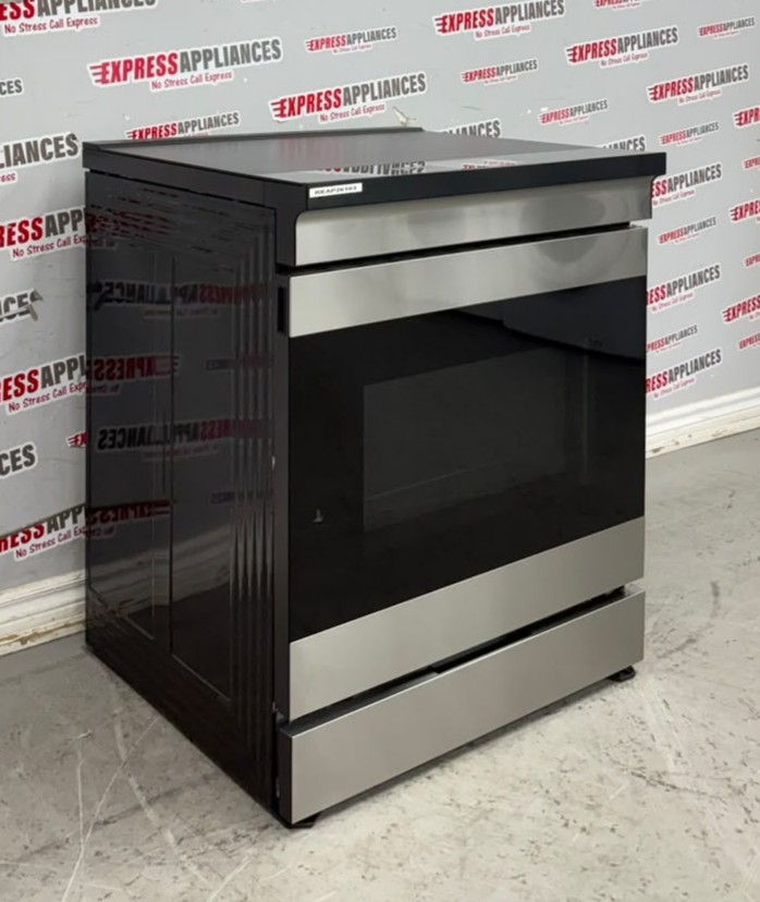 Open Box Samsung 30” Slide-In Induction Stove NSI6DG9900SRAC For Sale Open Box Samsung 30” Slide-In Induction Stove NSI6DG9900SRAC For Sale