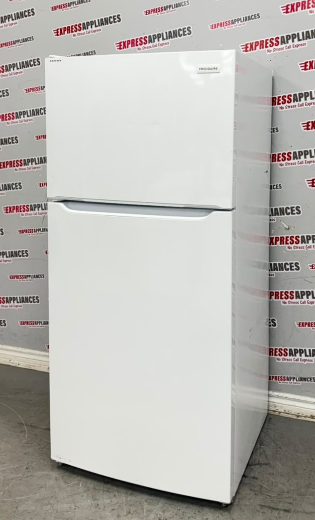 Used Frigidaire 30" Top Freezer Refrigerator FFTR2045VW3 For Sale Used Frigidaire 30" Top Freezer Refrigerator FFTR2045VW3 For Sale