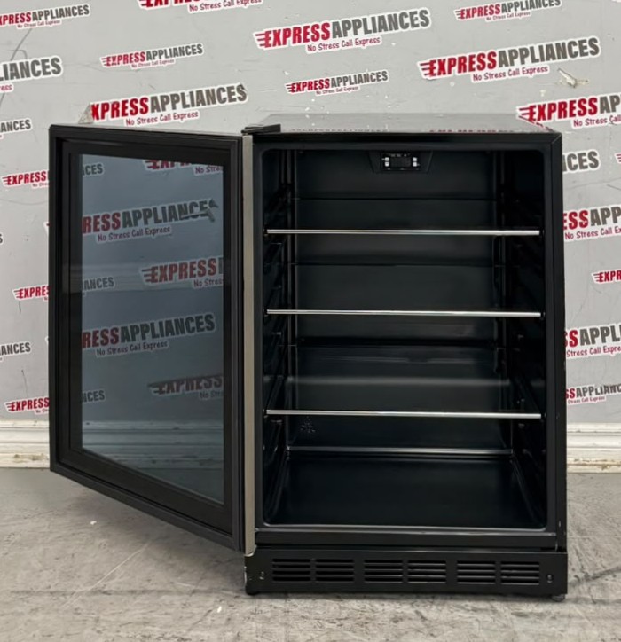 Used Magic Chef 24” Wine Cooler Refrigerator MCBC58DSTF For Sale Used Magic Chef 24” Wine Cooler Refrigerator MCBC58DSTF For Sale