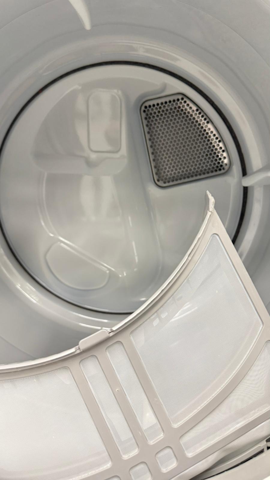 Used Whirlpool 27” Electric Ventless Dryer YWHD560CHW1 For Sale Used Whirlpool 27” Electric Ventless Dryer YWHD560CHW1 For Sale
