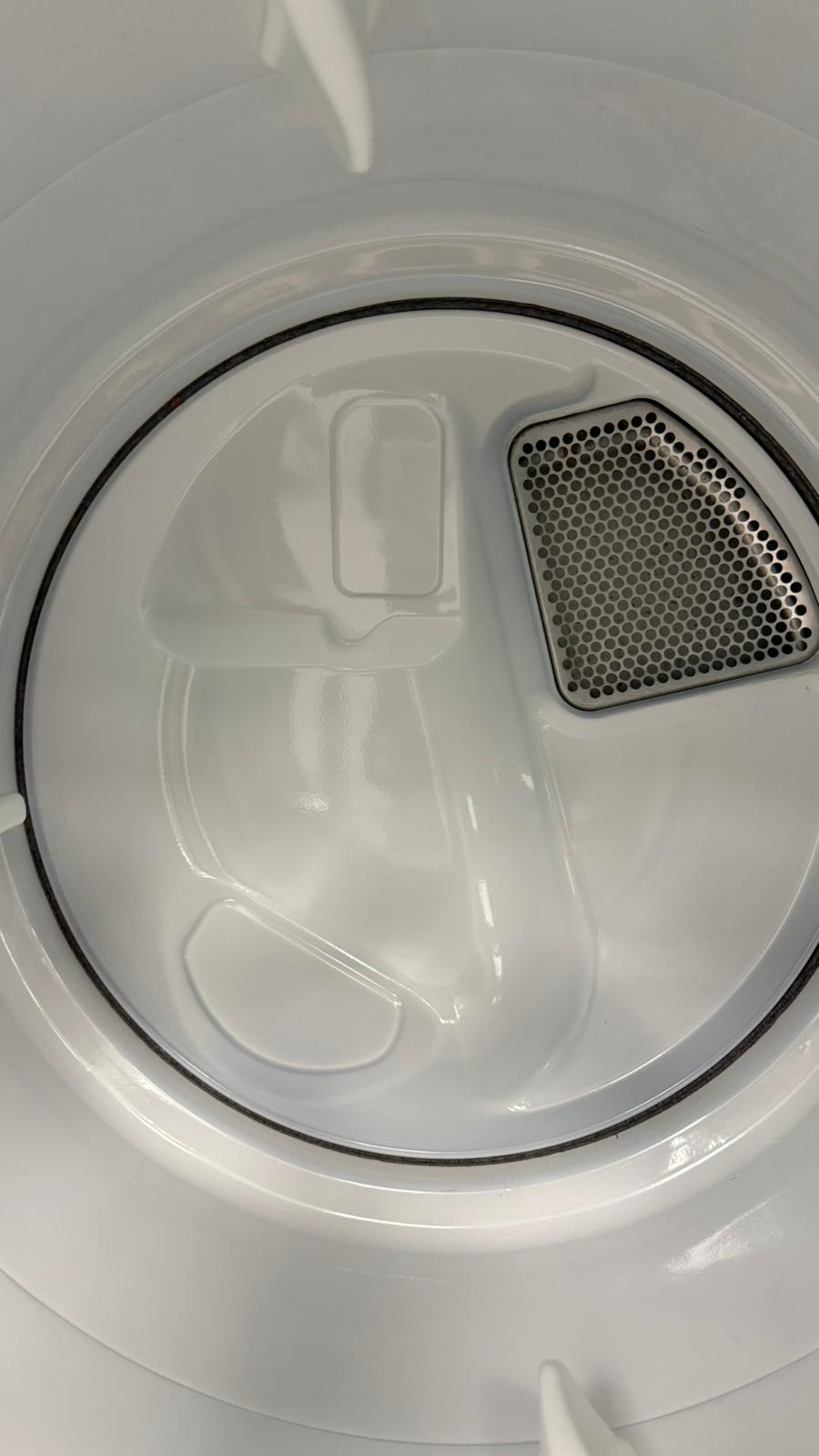 Used Whirlpool 27” Electric Ventless Dryer YWHD560CHW1 For Sale Used Whirlpool 27” Electric Ventless Dryer YWHD560CHW1 For Sale
