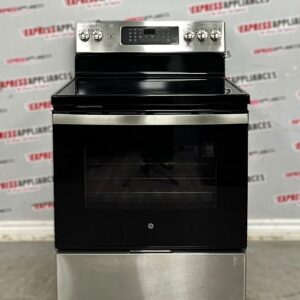 Open Box GE 30” Freestanding Glass Top Stove JCB840ST3SS For Sale