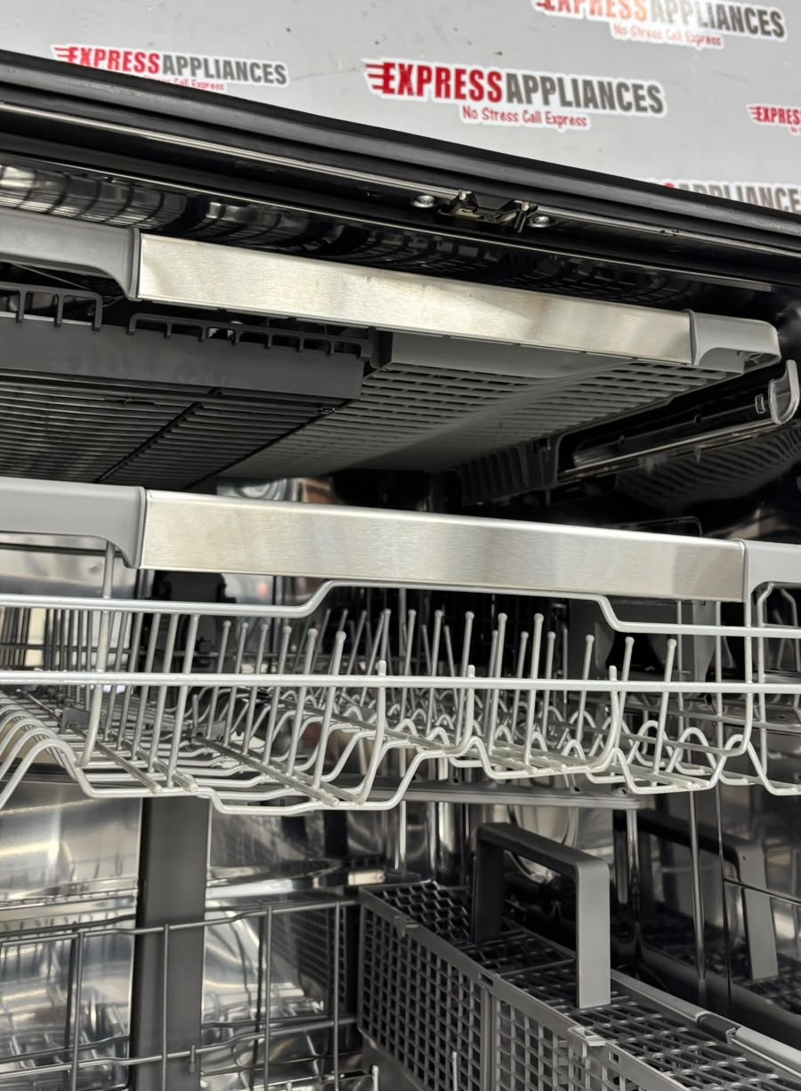 Open Box LG 24" Built-In Dishwasher LDP6797SS For Sale Open Box LG 24" Built-In Dishwasher LDP6797SS For Sale