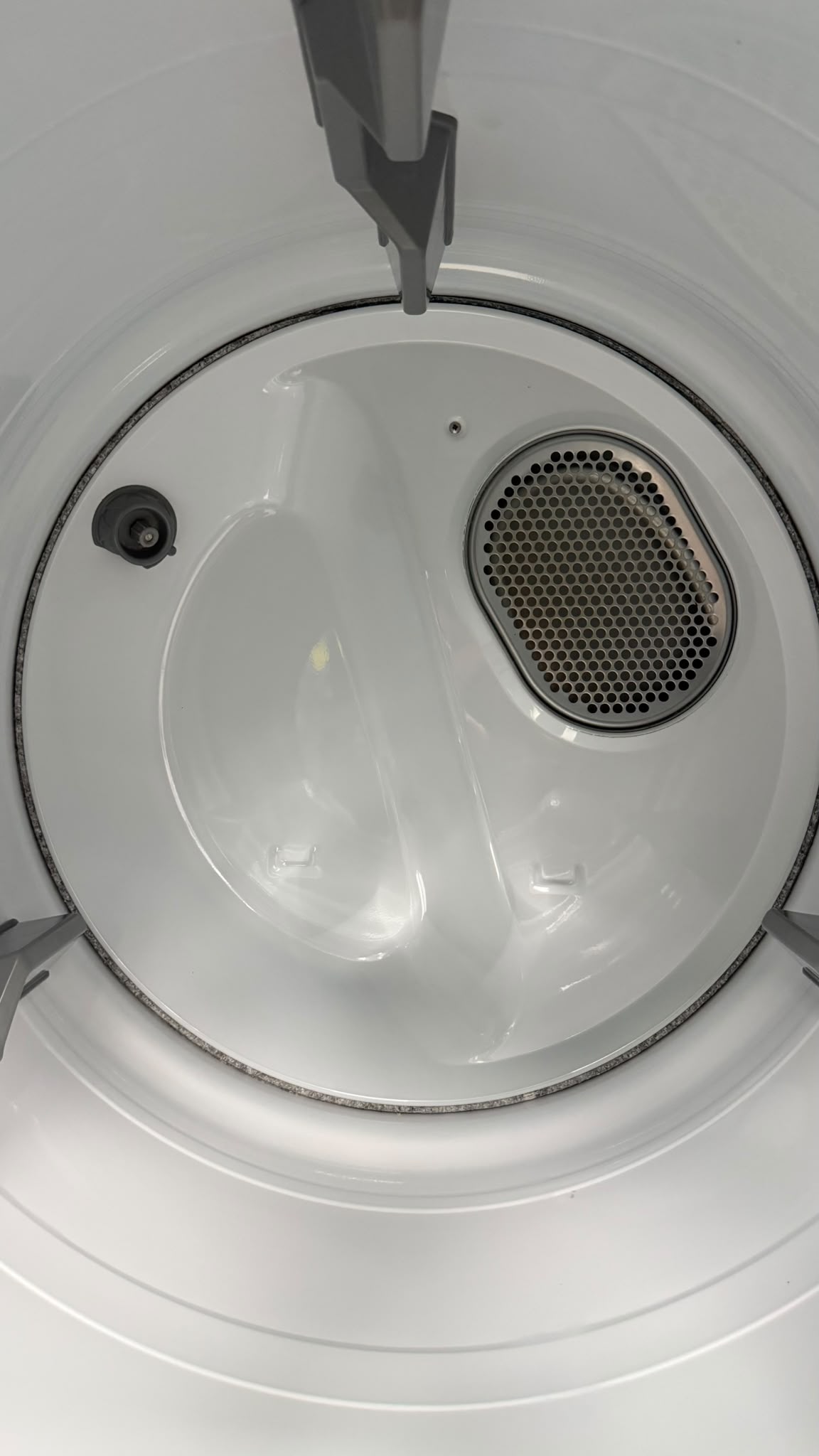Used Samsung 27” Electric Stackable Dryer DVE45N5300V/AC For Sale Used Samsung 27” Electric Stackable Dryer DVE45N5300V/AC For Sale