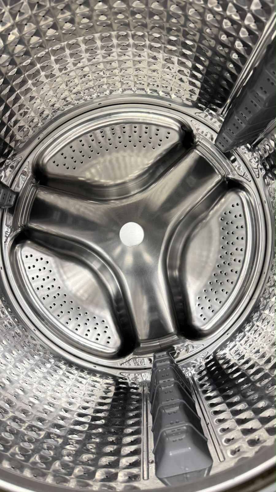 Used Samsung 27" Front Load Washer and Electric Dryer Stackable Set WF42H5200AP/A2 DV24H6200EP/AC For Sale Used Samsung 27" Front Load Washer and Electric Dryer Stackable Set WF42H5200AP/A2 DV24H6200EP/AC For Sale