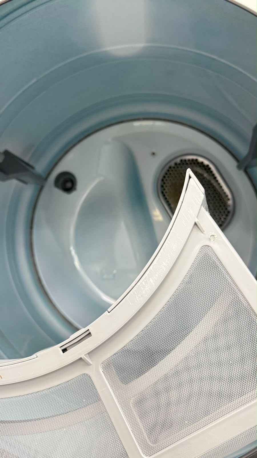 Used Samsung 27" Front Load Washer and Electric Dryer Stackable Set WF42H5200AP/A2 DV24H6200EP/AC For Sale Used Samsung 27" Front Load Washer and Electric Dryer Stackable Set WF42H5200AP/A2 DV24H6200EP/AC For Sale