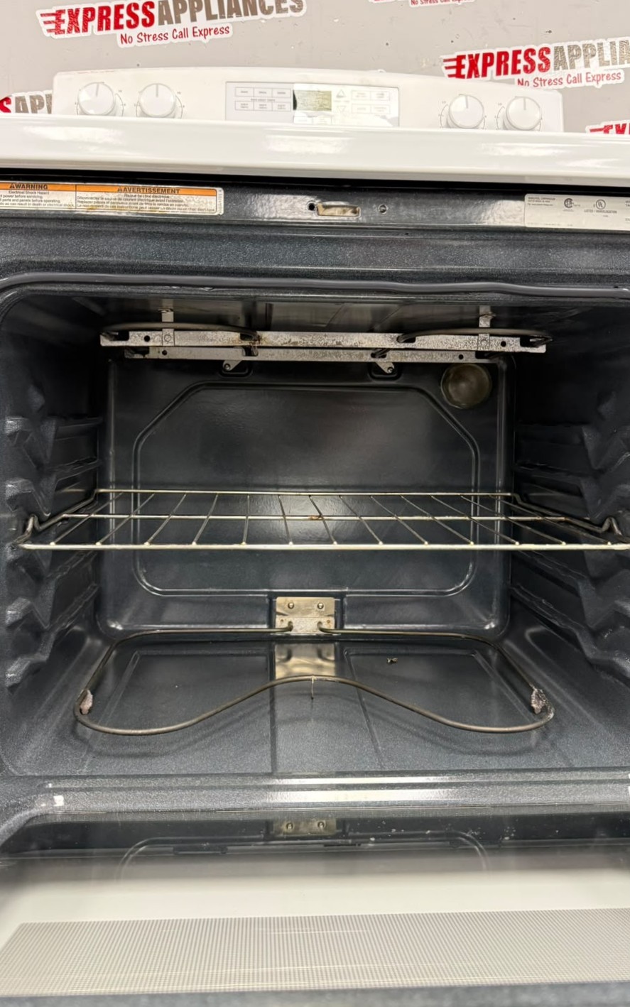 Used Amana 30” Freestanding Coil Stove YACR4303MFW For Sale Used Amana 30” Freestanding Coil Stove YACR4303MFW For Sale