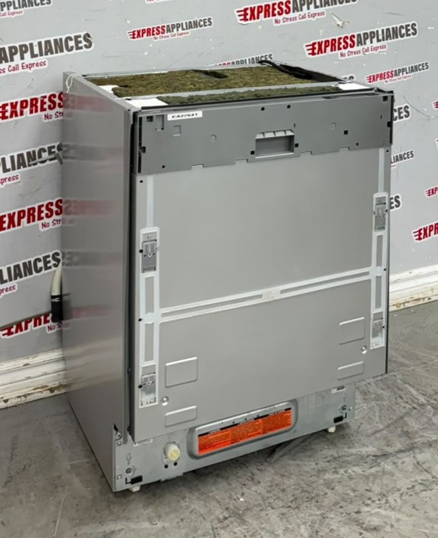Used Blomberg 24" Built-In Panel Ready Dishwasher DW55100FBI For Sale Used Blomberg 24" Built-In Panel Ready Dishwasher DW55100FBI For Sale