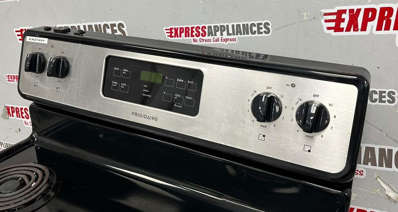 Used Frigidaire 30” Freestanding Glass Top Stove CFEF3046LSJ For Sale Used Frigidaire 30” Freestanding Glass Top Stove CFEF3046LSJ For Sale