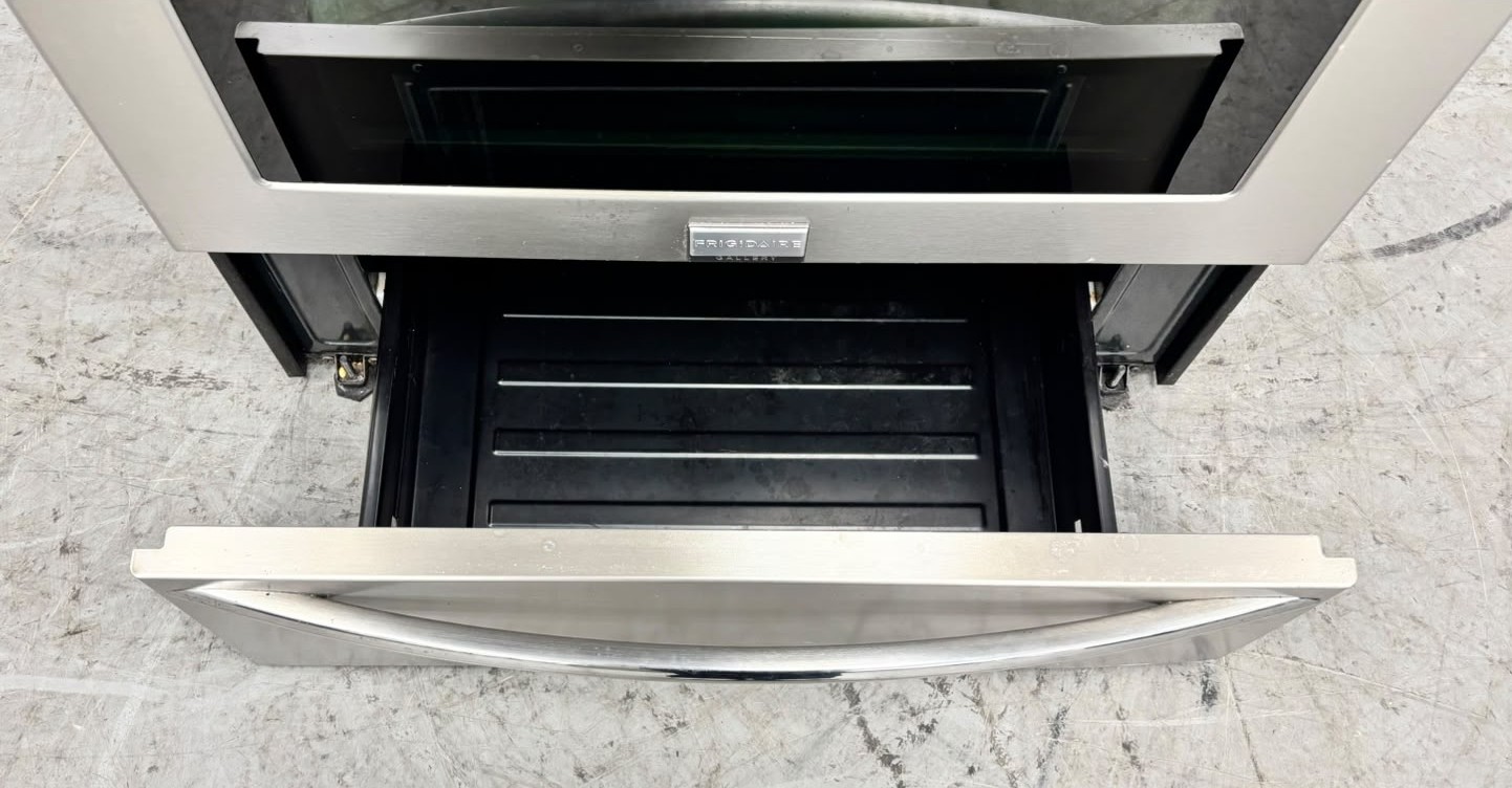 Used Frigidaire 30” Freestanding Glass Top Stove CGEF3055MFF For Sale Used Frigidaire 30” Freestanding Glass Top Stove CGEF3055MFF For Sale