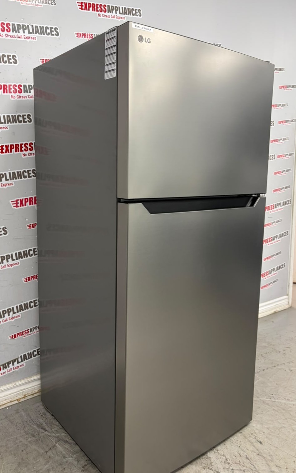 Open Box LG 30” Top Freezer Refrigerator LT18SO000V For Sale Open Box LG 30” Top Freezer Refrigerator LT18SO000V For Sale