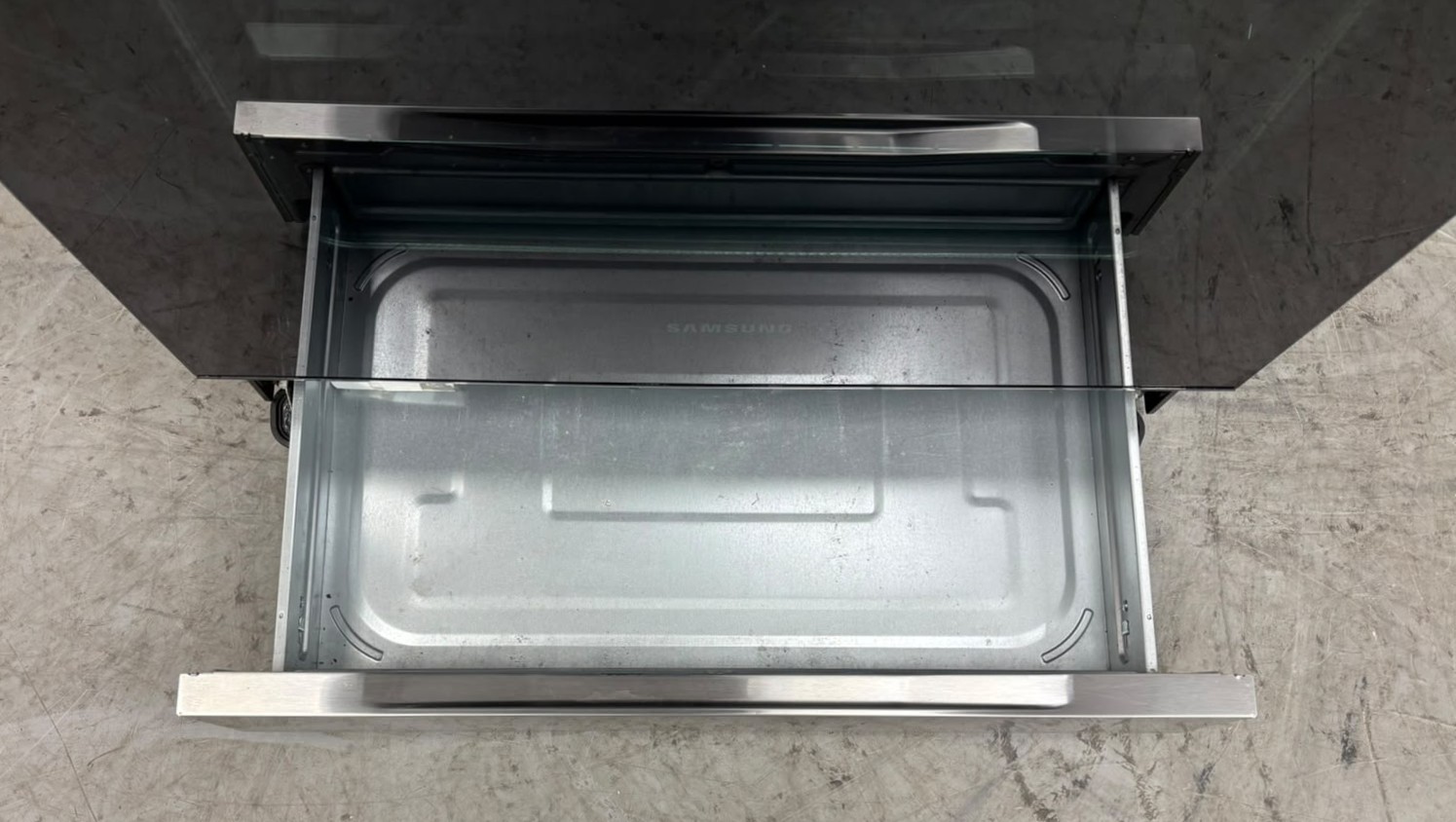 Used Samsung 30” Slide-In Glass Top Stove NE63T8111SS/AC For Sale Used Samsung 30” Slide-In Glass Top Stove NE63T8111SS/AC For Sale