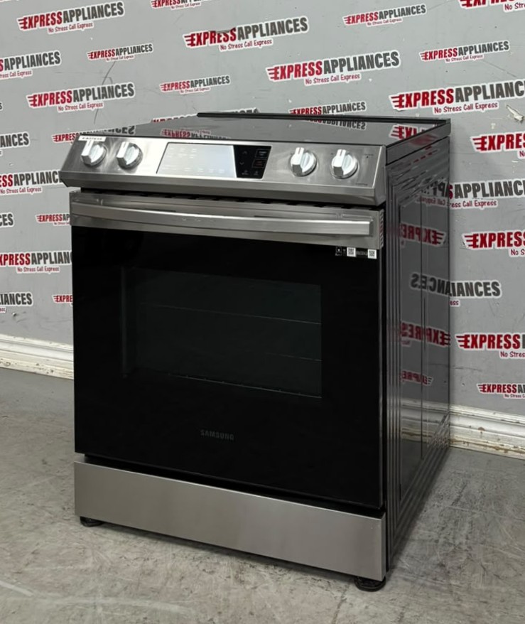 Used Samsung 30” Slide-In Glass Top Stove NE63T8111SS/AC For Sale Used Samsung 30” Slide-In Glass Top Stove NE63T8111SS/AC For Sale