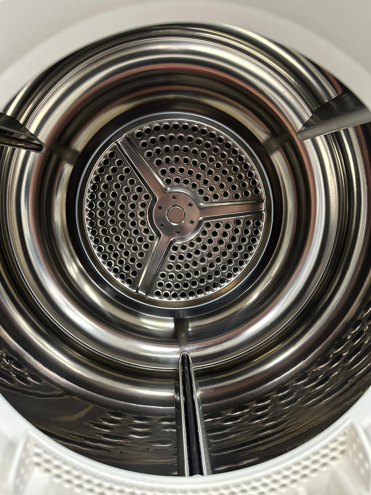 Used Whirlpool 24” Front Load Washer and Electric Dryer Stackable Set WFC7500VW2 YWED7500VW For Sale Used Whirlpool 24” Front Load Washer and Electric Dryer Stackable Set WFC7500VW2 YWED7500VW For Sale