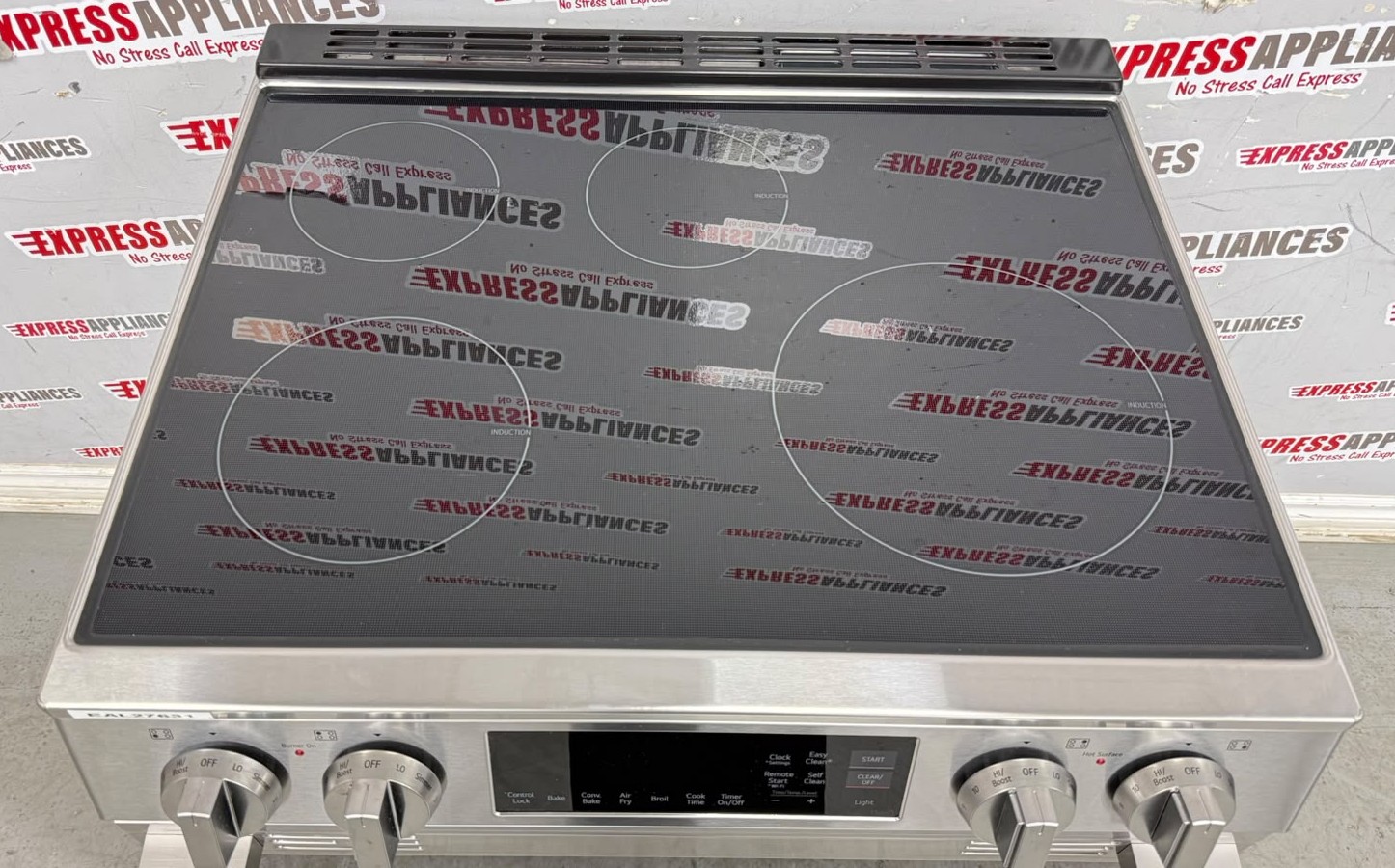 Open Box LG 30'' Slide-In Induction Stove LSIL6334XE/01 For Sale Open Box LG 30'' Slide-In Induction Stove LSIL6334XE/01 For Sale