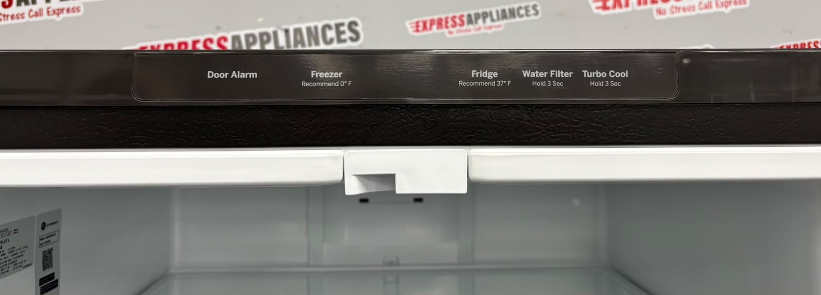 Floor Model GE 33” French Door Refrigerator GNE25DYRLKFS SKU: EAS27815 For Sale Floor Model GE 33” French Door Refrigerator GNE25DYRLKFS SKU: EAS27815 For Sale