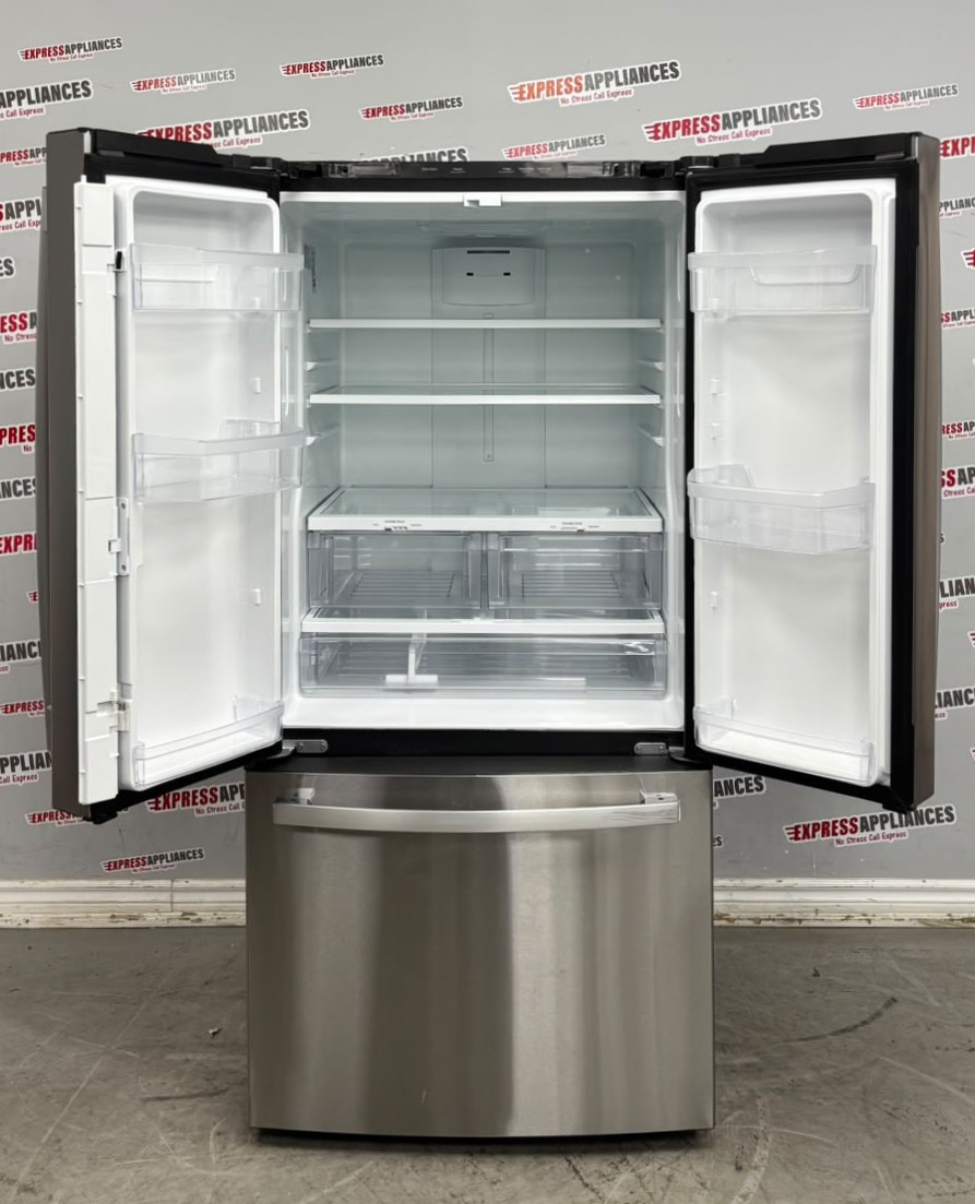 Floor Model GE 33” French Door Refrigerator GNE25DYRLKFS SKU: EAS27815 For Sale Floor Model GE 33” French Door Refrigerator GNE25DYRLKFS SKU: EAS27815 For Sale