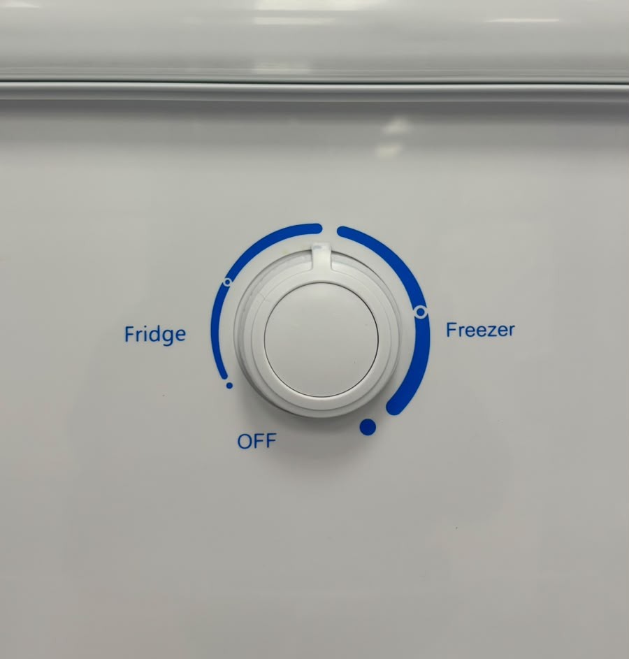 Open Box Frigidaire 28” Upright Freezer FFUE1826AW For Sale Open Box Frigidaire 28” Upright Freezer FFUE1826AW For Sale