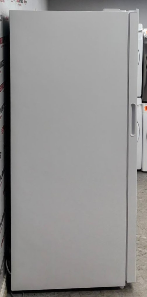 Open Box Frigidaire 28” Upright Freezer FFUE1826AW For Sale Open Box Frigidaire 28” Upright Freezer FFUE1826AW For Sale