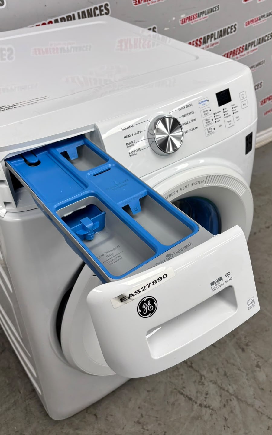 Open Box GE 28” Front Load Washing Machine GFW350SSY0WW For Sale Open Box GE 28” Front Load Washing Machine GFW350SSY0WW For Sale