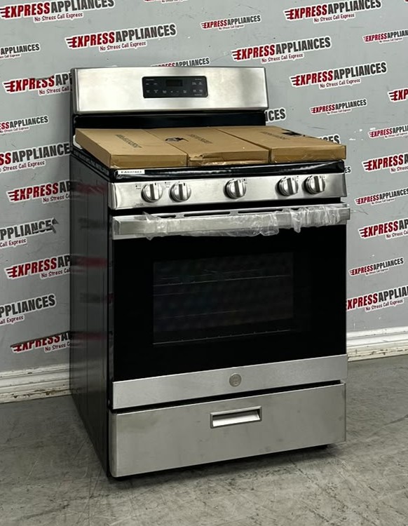 Open Box GE 30" Freestanding Gas Stove JCGBS66SEK7SS For Sale Open Box GE 30" Freestanding Gas Stove JCGBS66SEK7SS For Sale