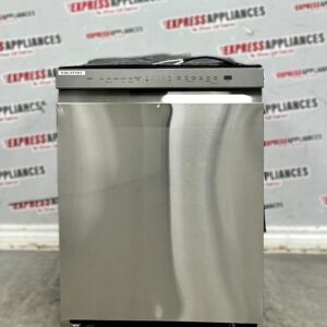 Open Box LG 24” Built-In Dishwasher LDFN4542S For Sale