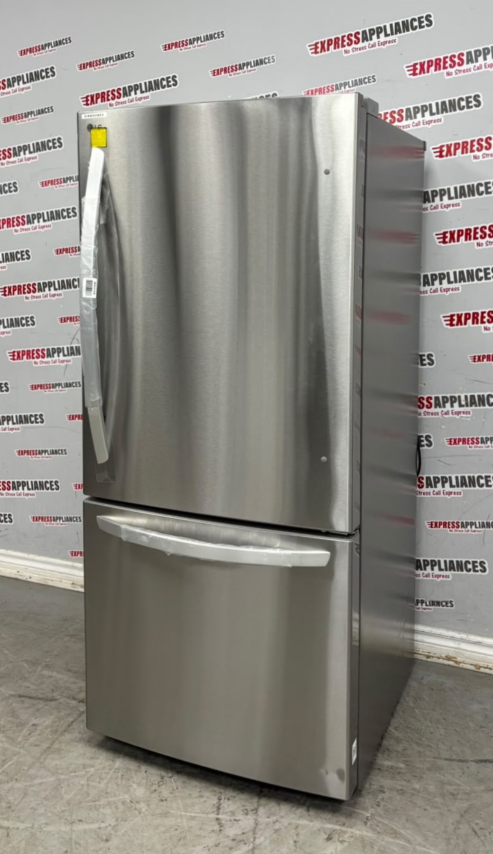 Open Box LG 30” Bottom Freezer Refrigerator LRDNS2200S For Sale Open Box LG 30” Bottom Freezer Refrigerator LRDNS2200S For Sale