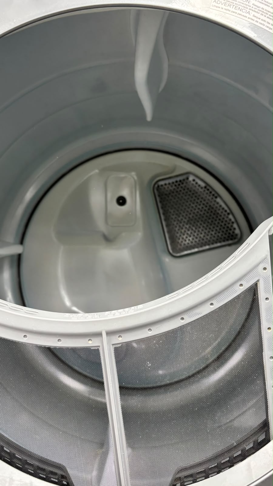 Used Whirlpool 27” Front Load Washer and Electric Dryer Stackable Set WFW6605MC1 YWED6605MC0 For Sale Used Whirlpool 27” Front Load Washer and Electric Dryer Stackable Set WFW6605MC1 YWED6605MC0 For Sale